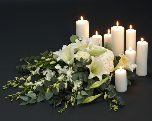 110712_blomster_båredekorasjon